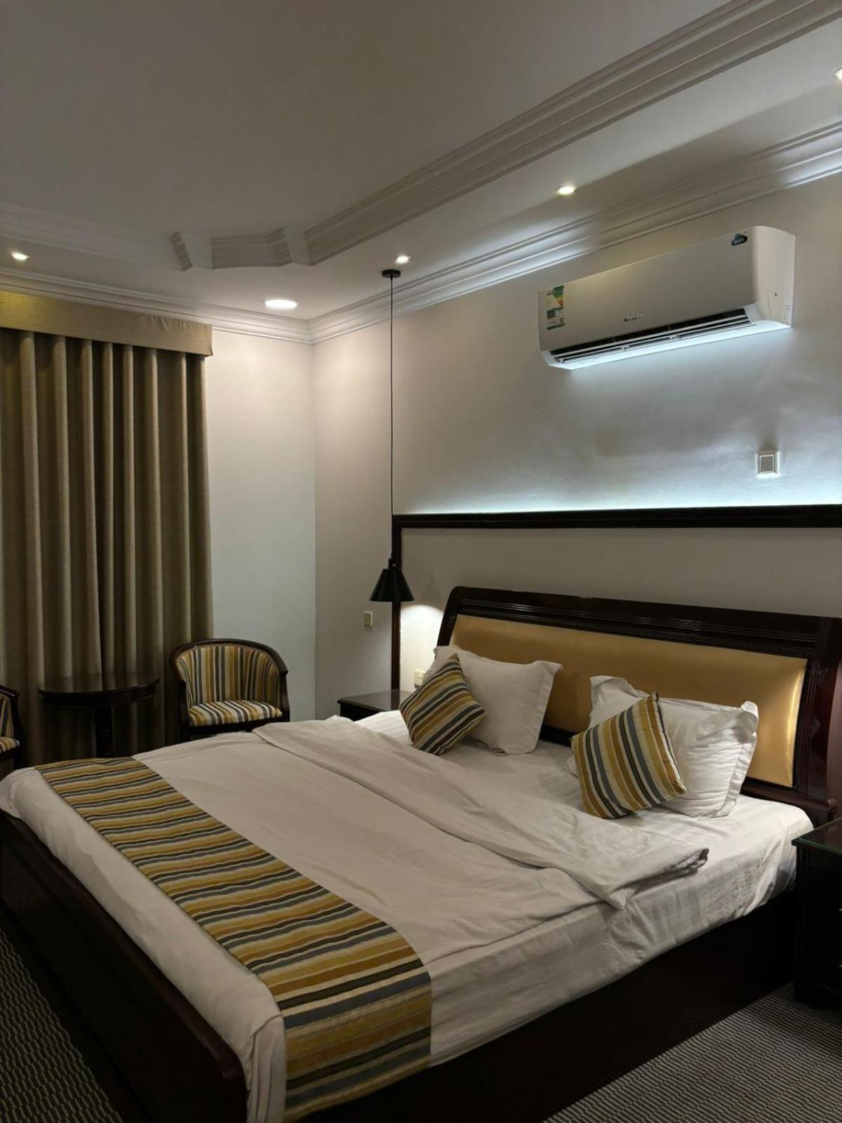 Al Mokhmalia Serviced Apartments Medina ภายนอก รูปภาพ