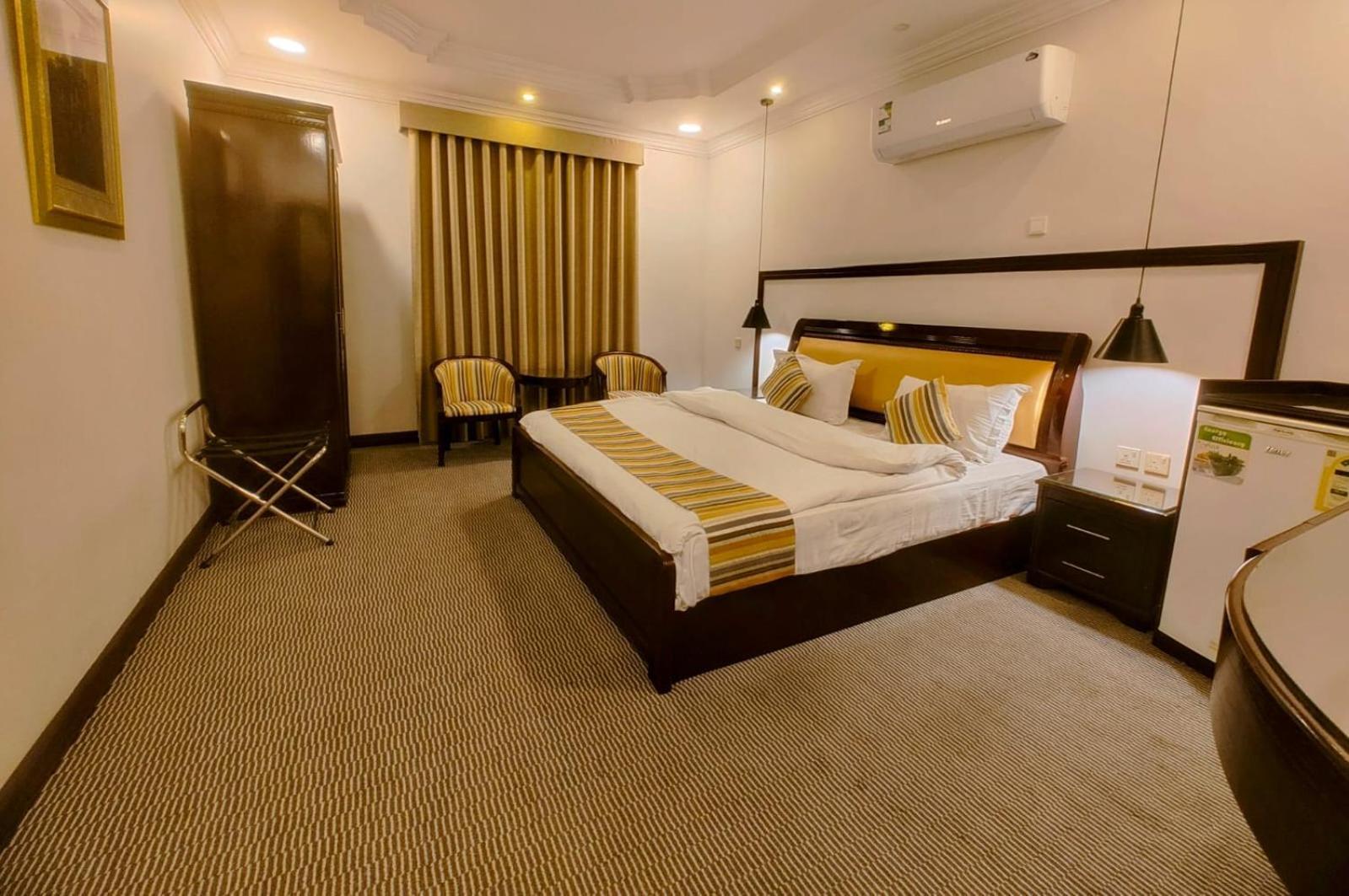 Al Mokhmalia Serviced Apartments Medina ภายนอก รูปภาพ